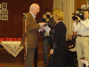 Prvo nagrado Mladike za kratko prozo prejema Ana-Marija Pušnik