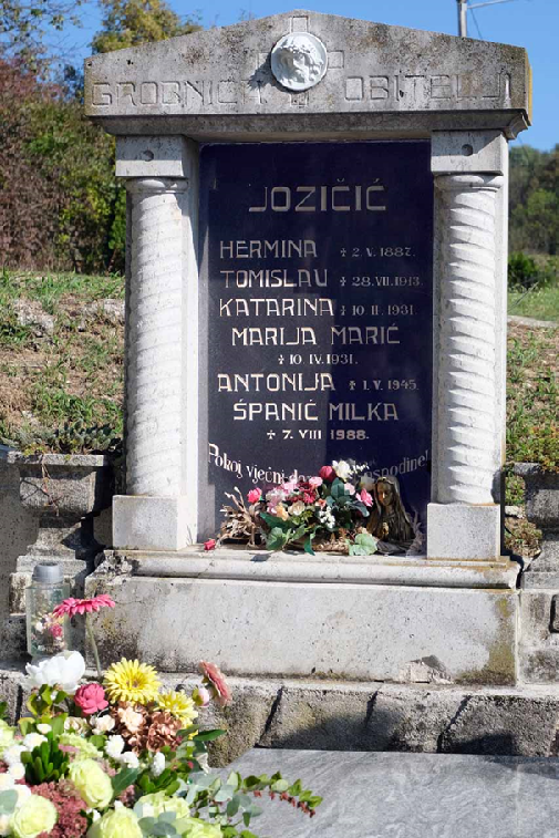  Grob Antonije Jozičić v Hrvaški Kostajnici
