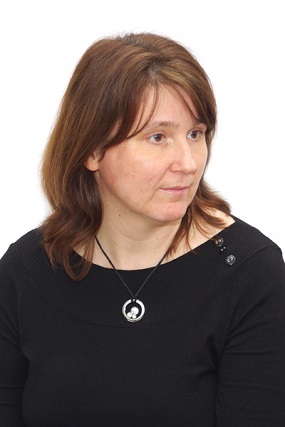 Jerneja Jezernik