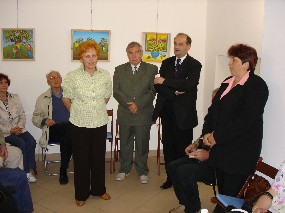 Od leve stoje Veronika Haring, Gustav Hlinka, Erwin Ţigla, Doina Hlinka